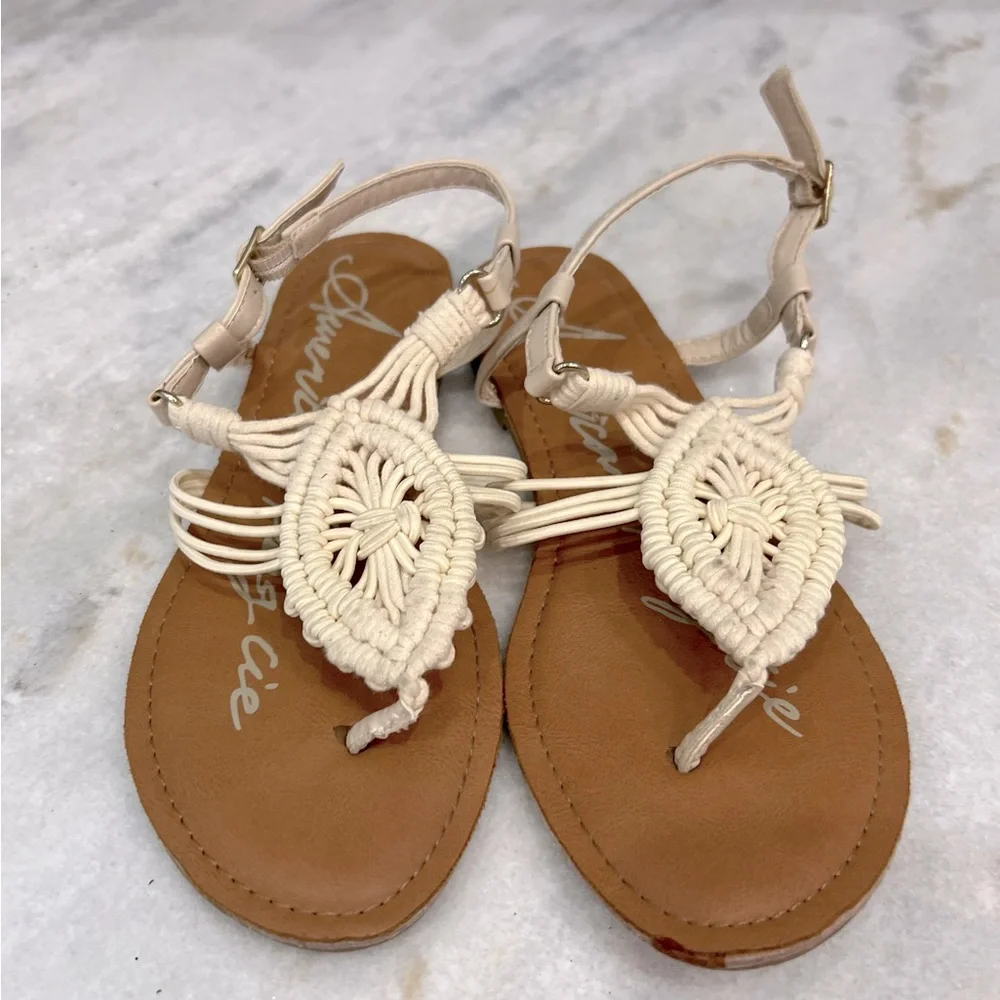 American Rag Open Toe Crochet Sandal Sz 7.5 - Picture 2 of 10